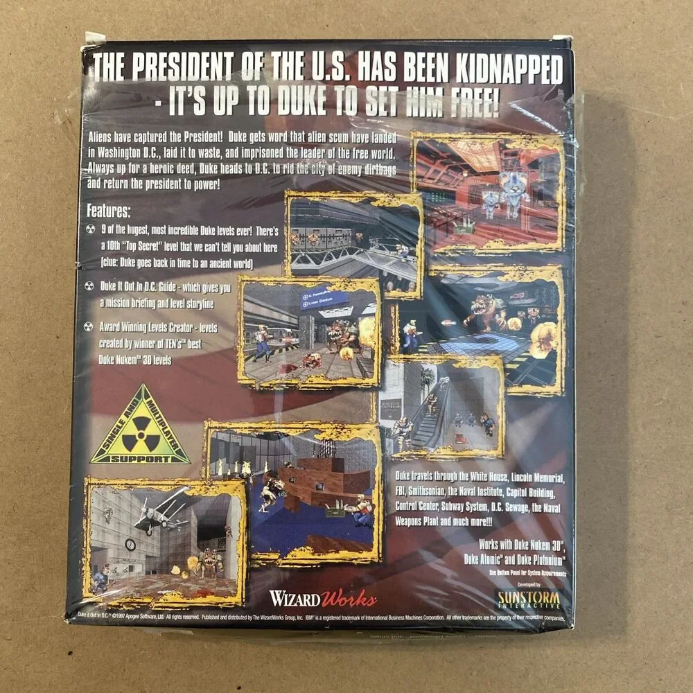 1997 Duke Nukem Duke It Out In DC Expansion PC Game CD-ROM Box Game Manual